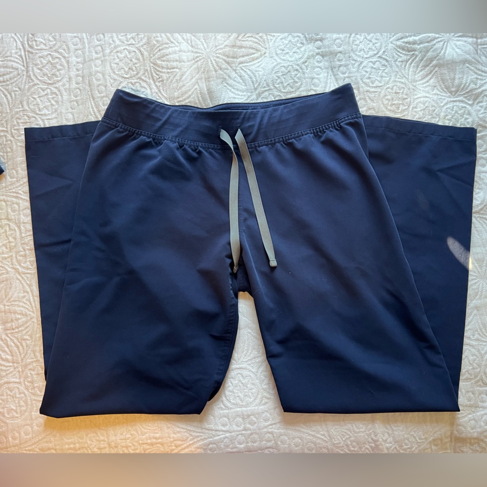 Figs Livingston Navy S/P